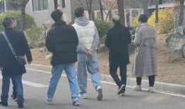 最新吃瓜网红事件,最新吃瓜事件揭秘！